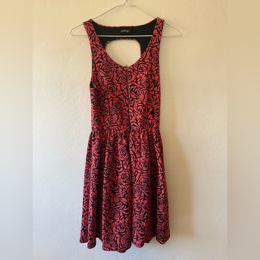 Audrey 3+1 Black and Pink Rose Backless Dress